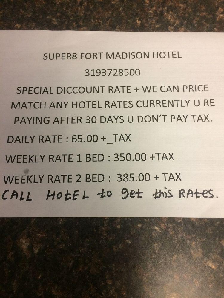 Super 8 By Wyndham Fort Madison Zewnętrze zdjęcie