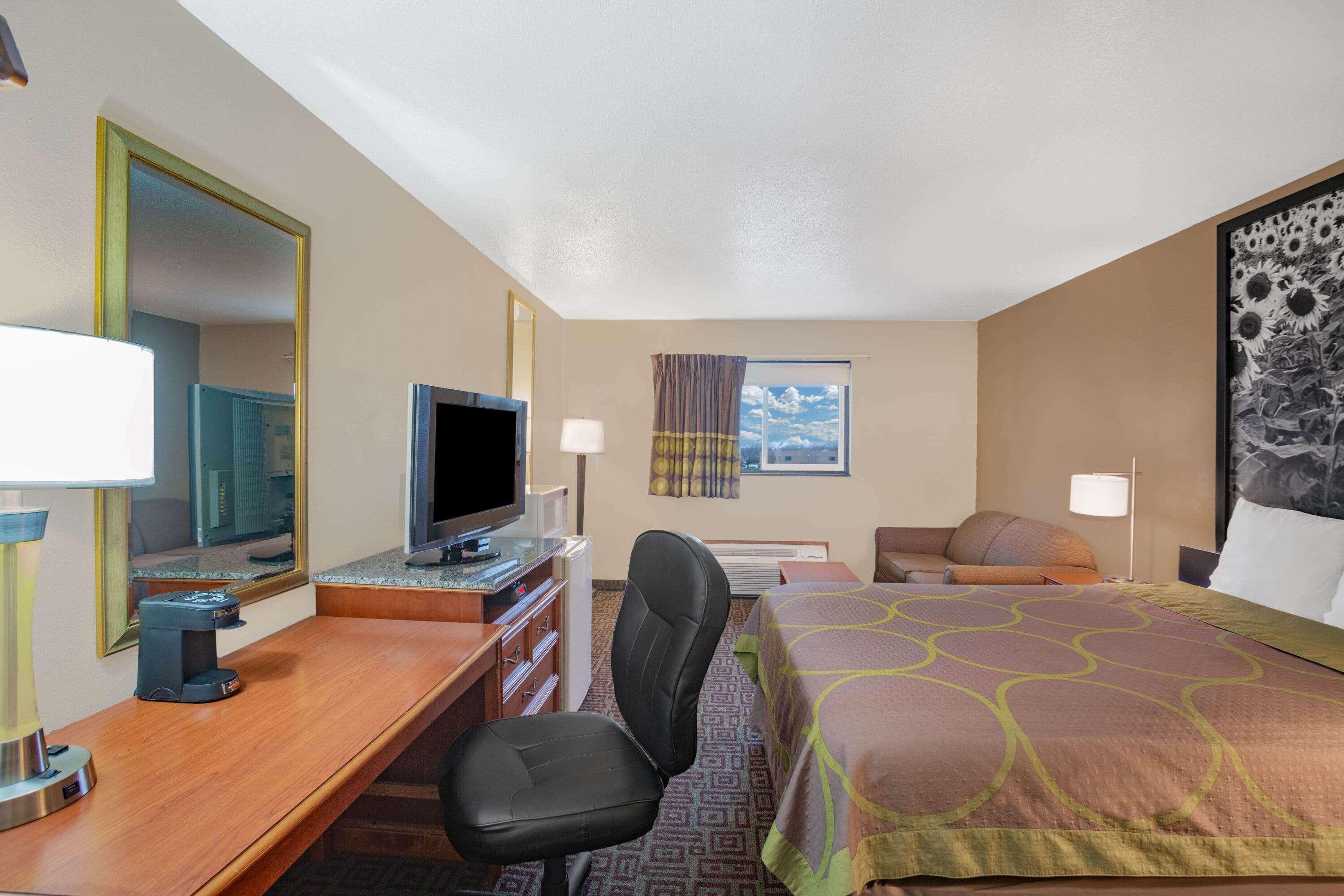 Super 8 By Wyndham Fort Madison Zewnętrze zdjęcie