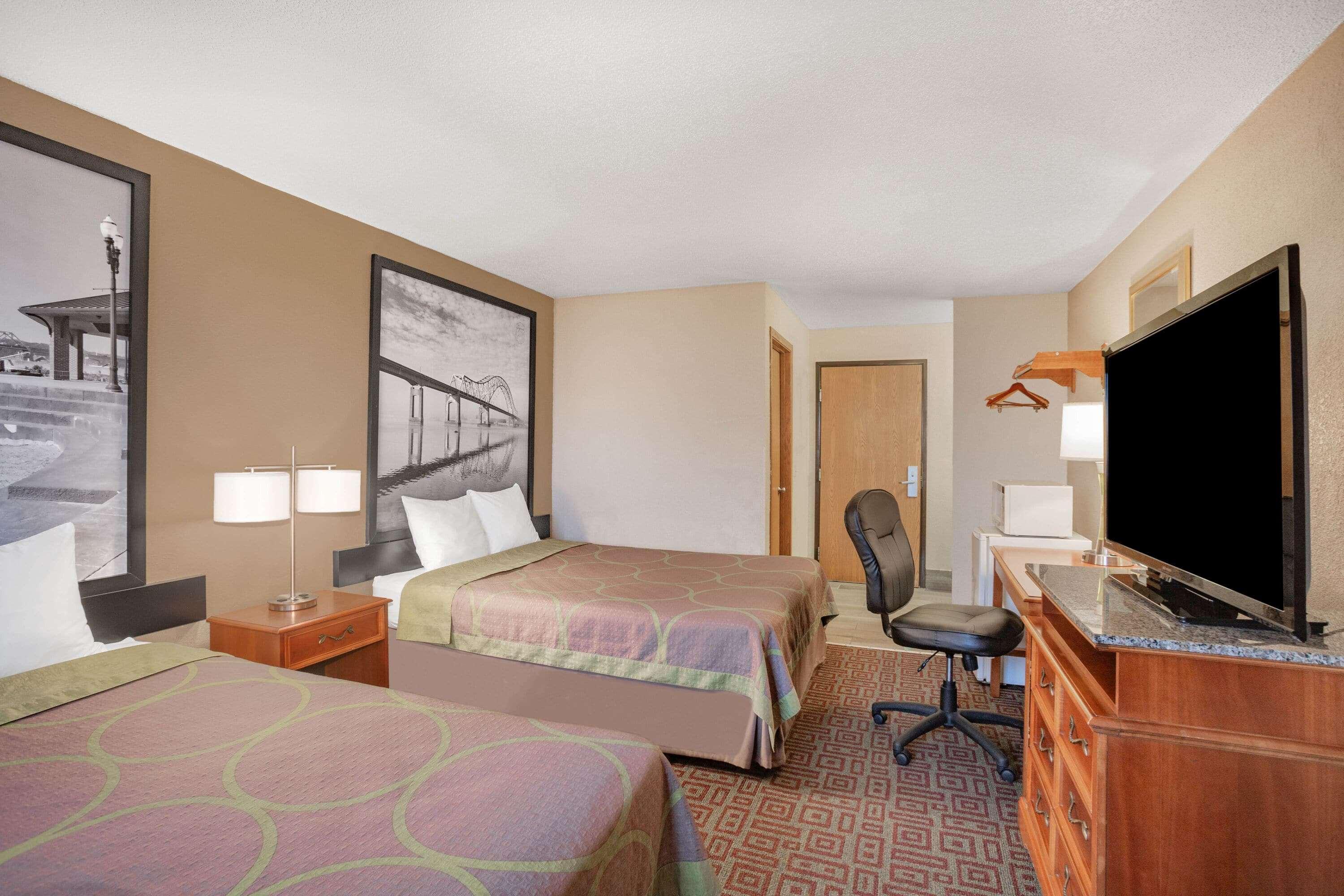 Super 8 By Wyndham Fort Madison Zewnętrze zdjęcie