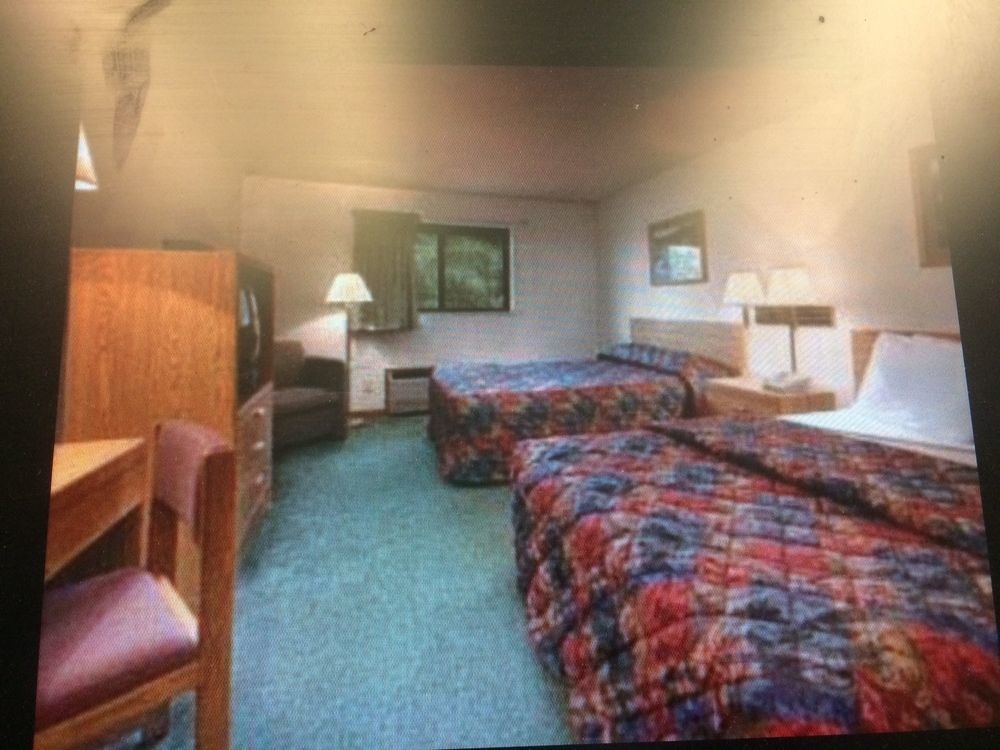 Super 8 By Wyndham Fort Madison Zewnętrze zdjęcie